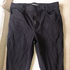 NEVER WORN! Black Skinny Jeans